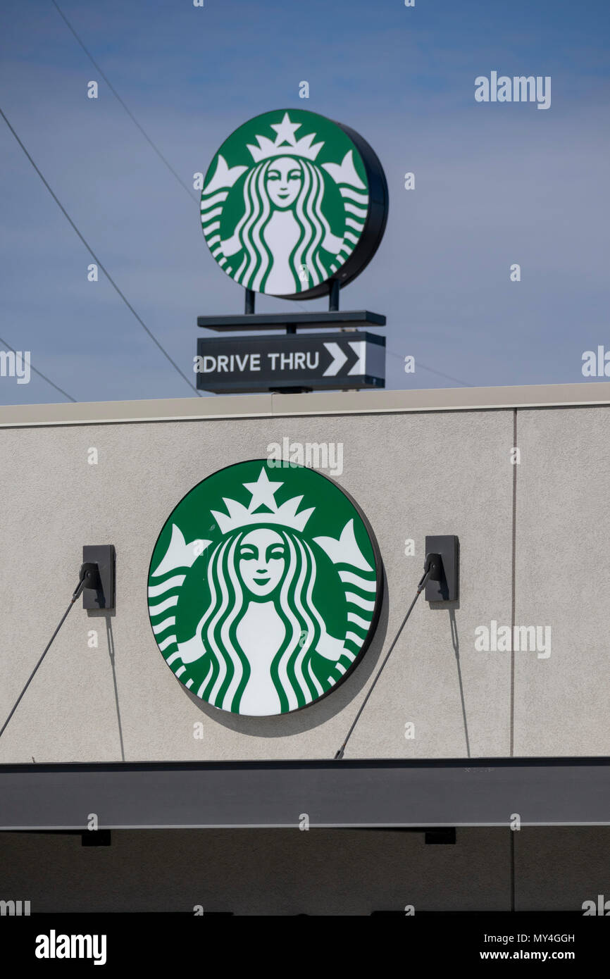 Starbucks drive thru segno, Pasco, nello Stato di Washington, USA Foto Stock