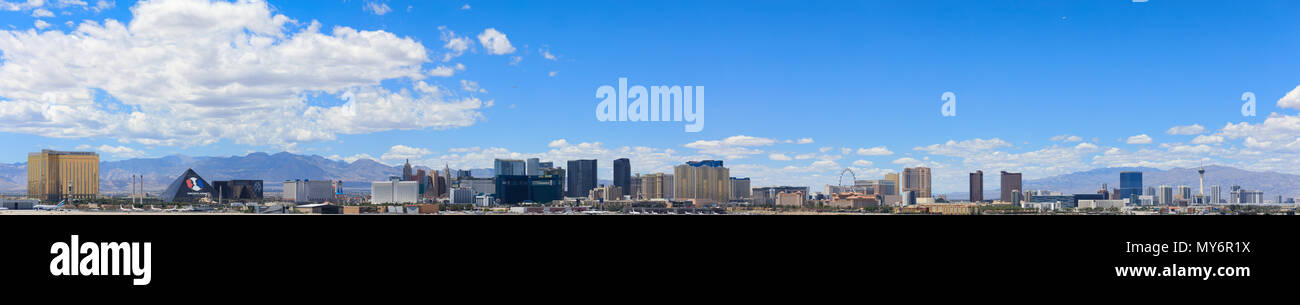 Las Vegas, Nevada - 29 Maggio 2018 : gli edifici e casinò sulla striscia cityscape Downtown Las Vegas Foto Stock