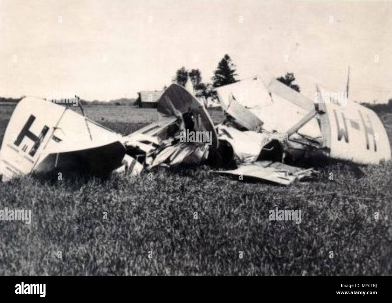 . Magyar: Bánhidy Gerle-11. Malmslöttben bemutatón lezuhant. 1932, június 14. Sconosciuto 227 H-MAFM-Gerle 11 balesete Foto Stock