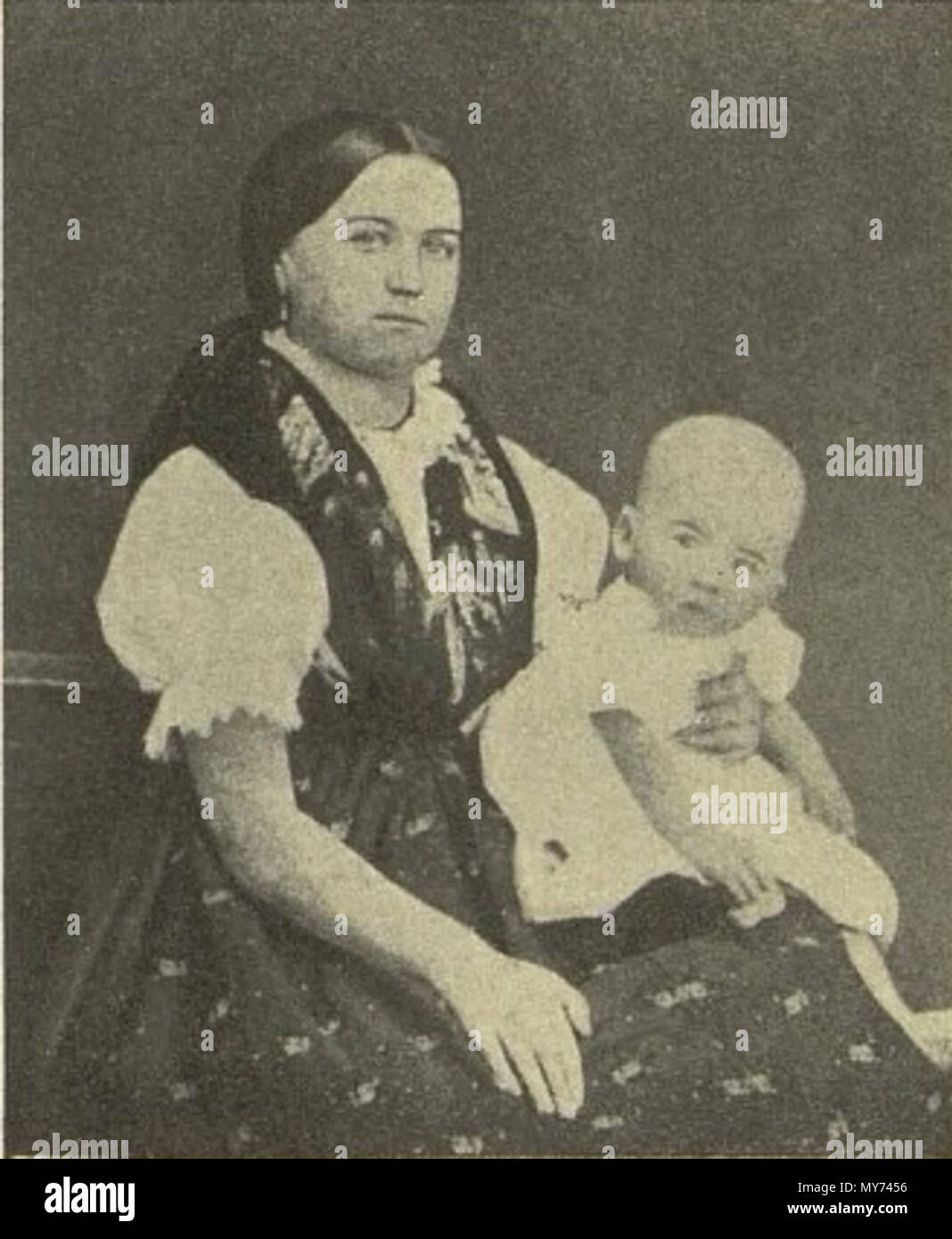 . Čeština: Jan Nepomuk se svou chůvou šafářkou Veselou Křenovic z . 26 gennaio 2015, 23:10:22. Sconosciuto 268 Jan Nepomuk 01 Foto Stock