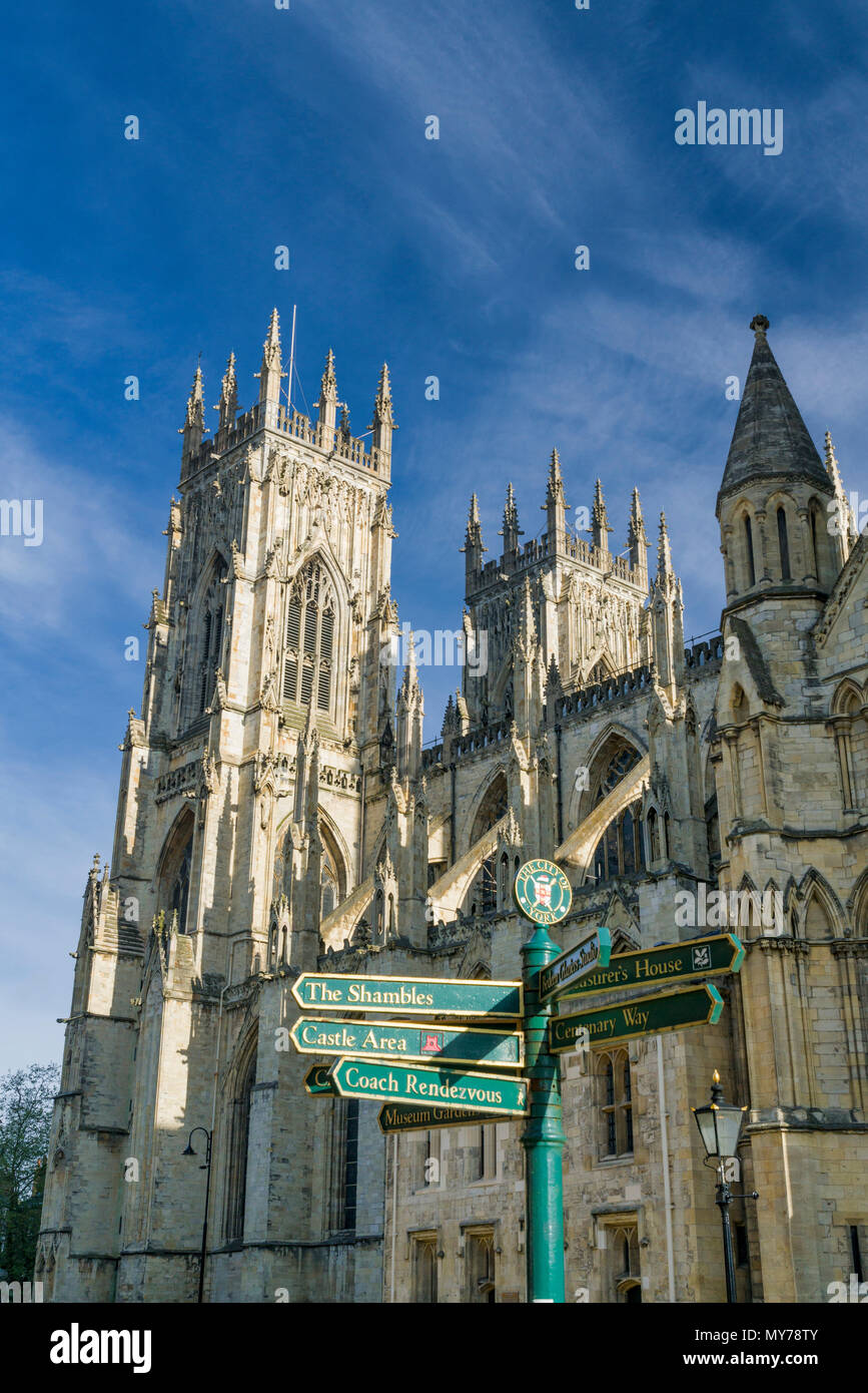 York Minster e York, North Yorkshire, Regno Unito. Foto Stock