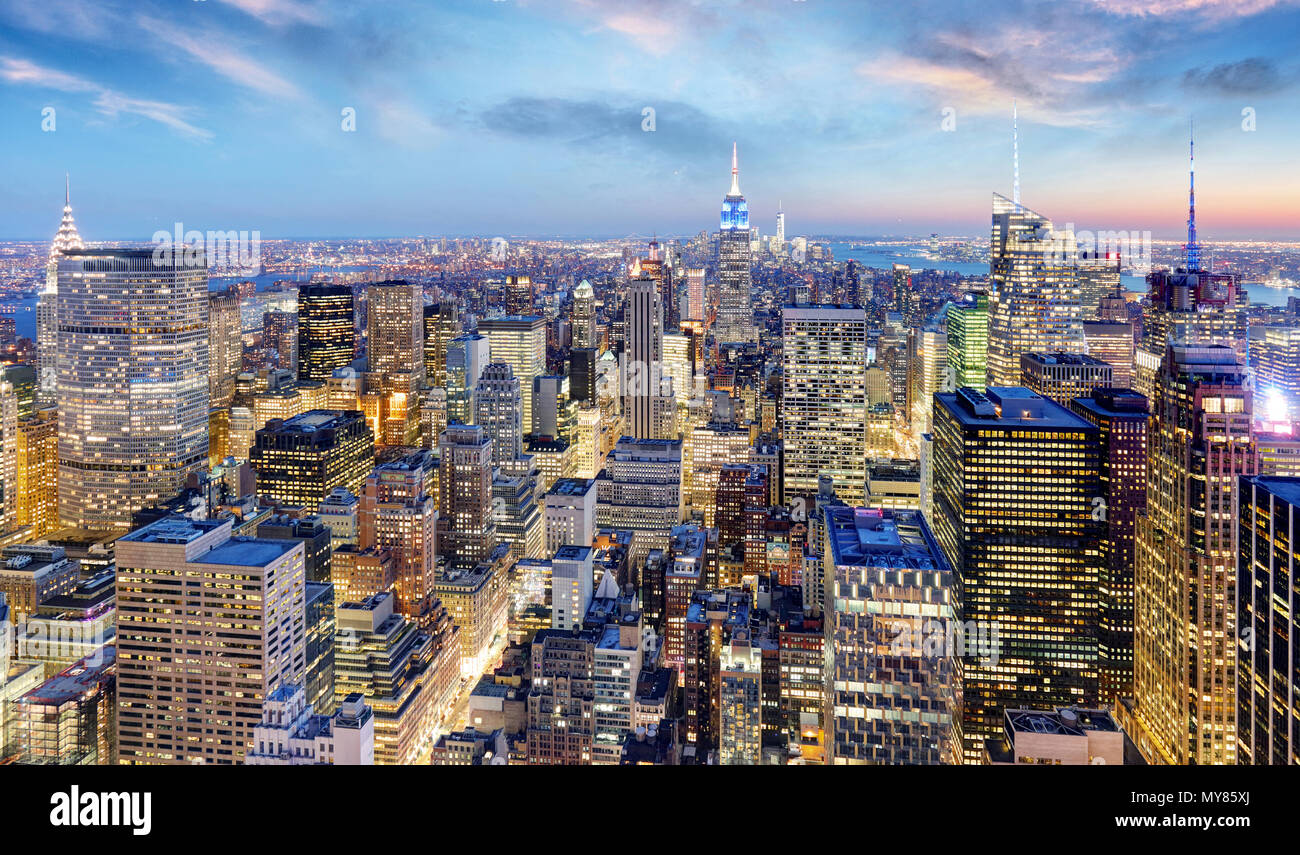 New York City di notte, Manhattan STATI UNITI D'AMERICA Foto Stock