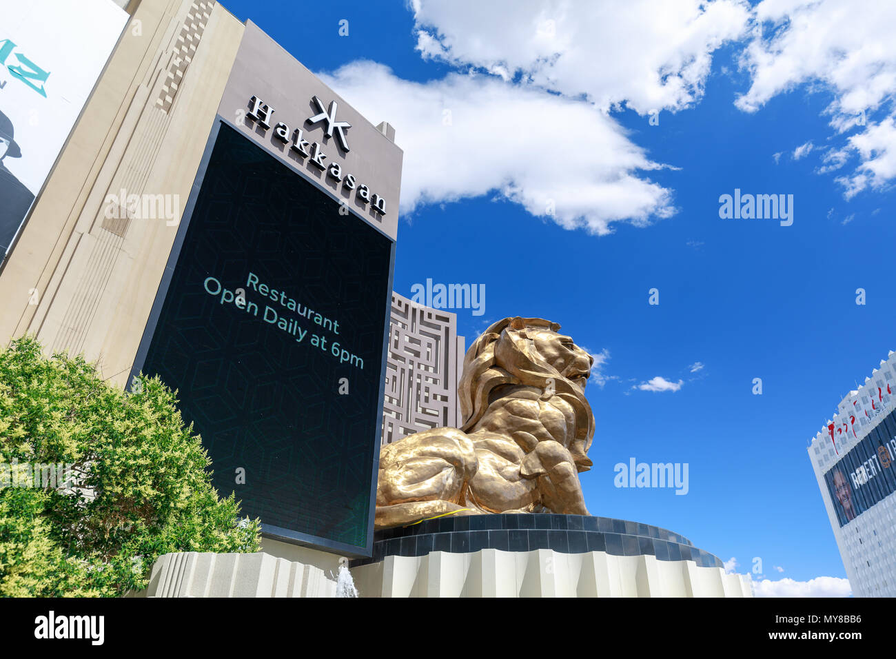 Las Vegas, Nevada - 28 Maggio 2018 : il famoso, giant Golden Lion esterno al MGM Grand Hotel and Casino in Las Vegas strip Foto Stock