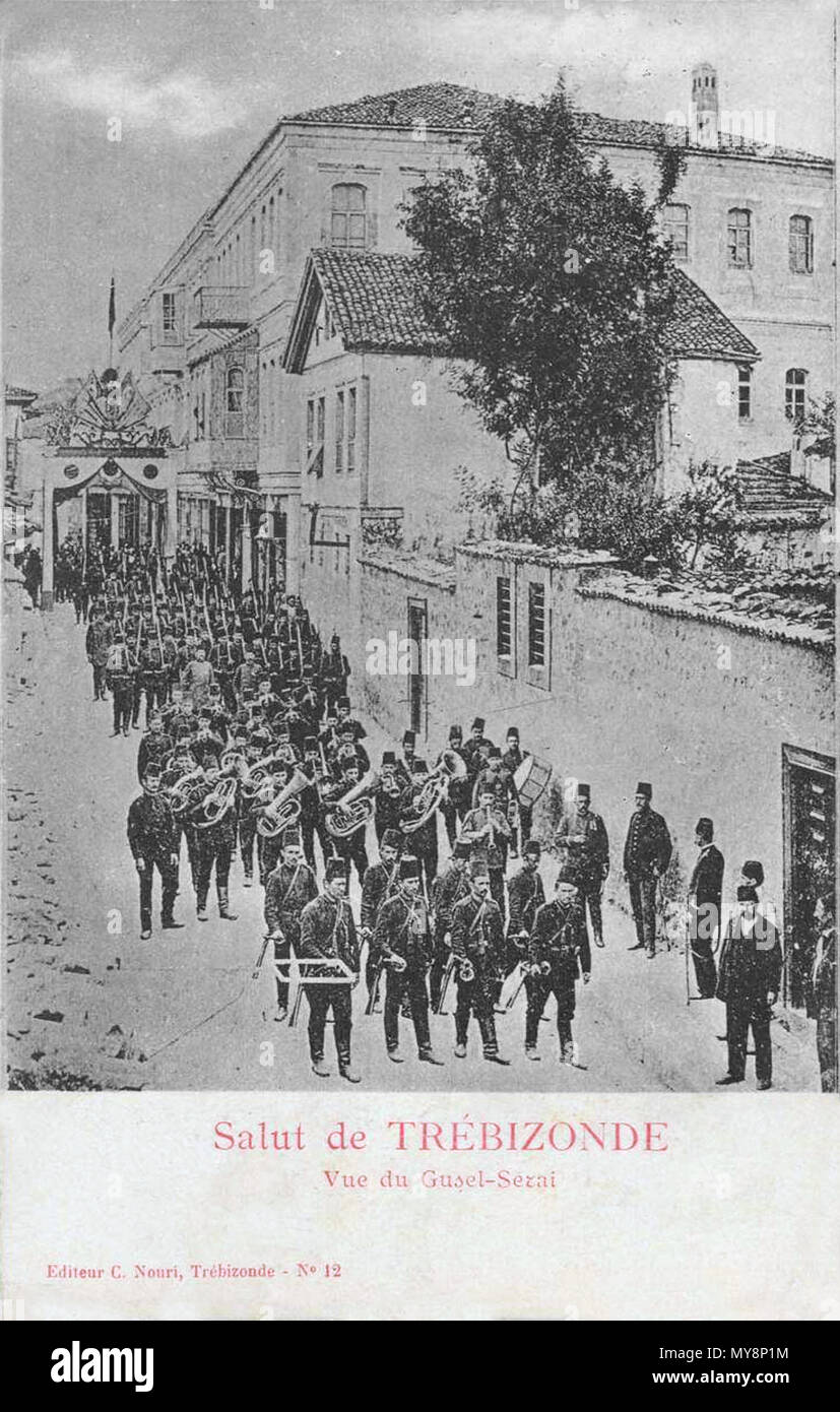 . Inglese: cartolina di una parata militare a Trebisonda (Trabzon, Turchia). 10 giugno 2014, 18:18:09. Osman Nuri 550 vista Guzel-Saray, Trebisonda Foto Stock