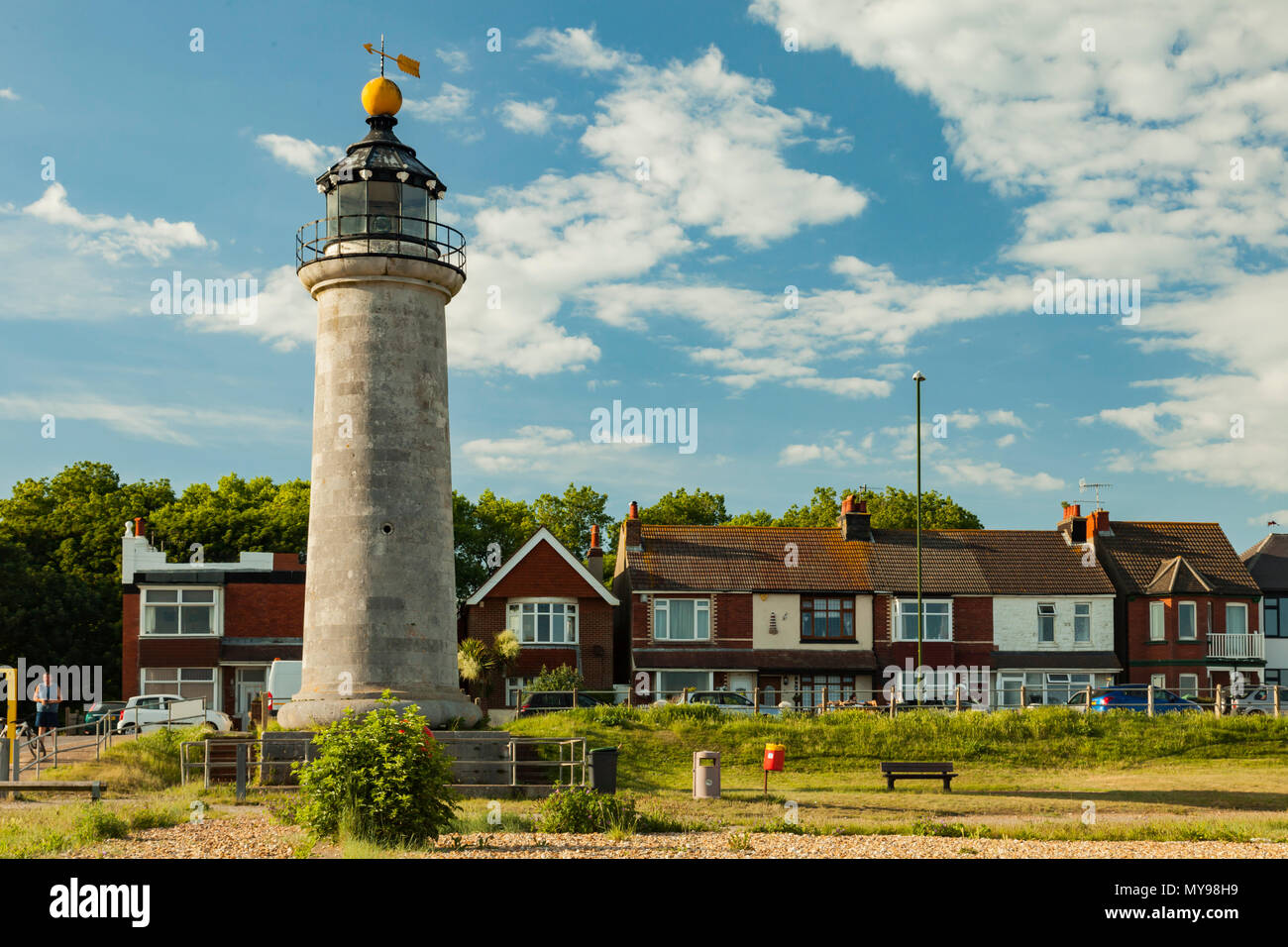 Serata estiva a Kingston faro in Shoreham-da-Mare, West Sussex, in Inghilterra. Foto Stock