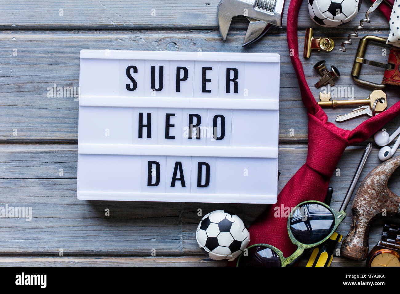 Super eroe papà, la Festa del Papà lightbox messaggio. Vista aerea Foto Stock