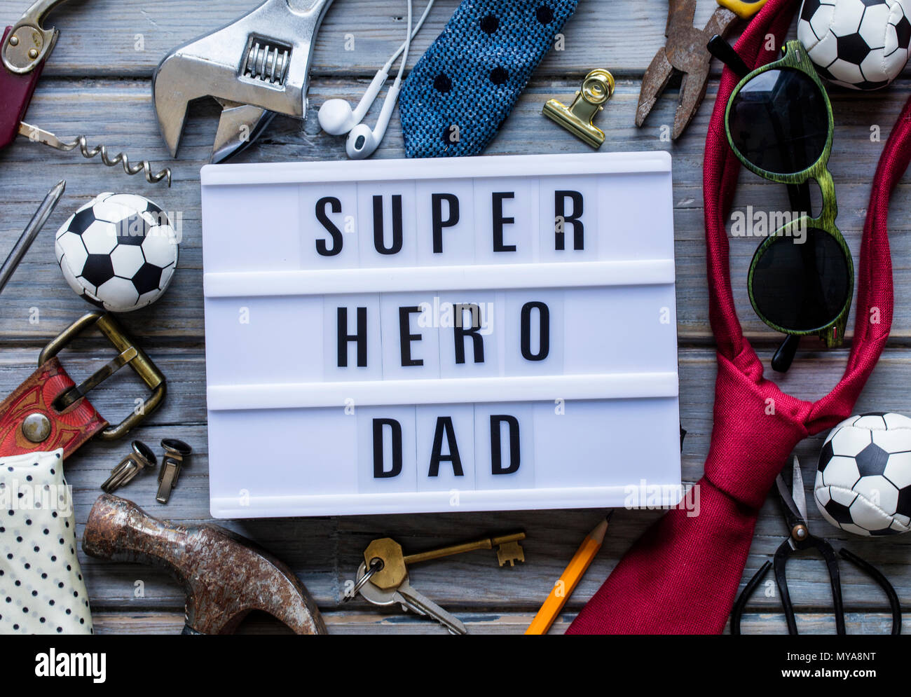 Super eroe papà, la Festa del Papà lightbox messaggio. Vista aerea Foto Stock