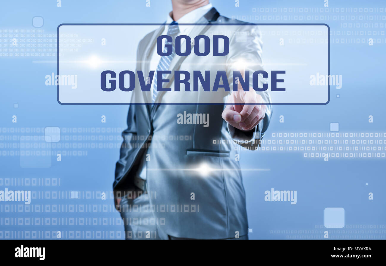 Imprenditore rendendo la decisione sulla buona governance Foto Stock