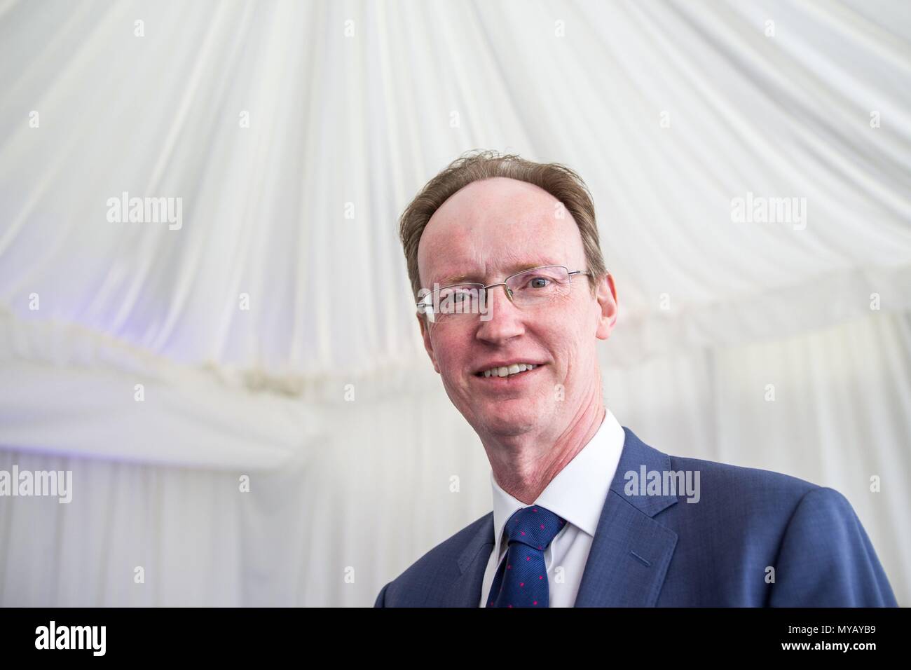 Andrew Hill è un socio di editor e il management editor del Financial Times. Egli è stato chiamato Business commentatore della Campagna per il commento 2016 Awards. Girato a San Gallo Simposio, Università di San Gallo, il 4 maggio 2018. | Utilizzo di tutto il mondo Foto Stock