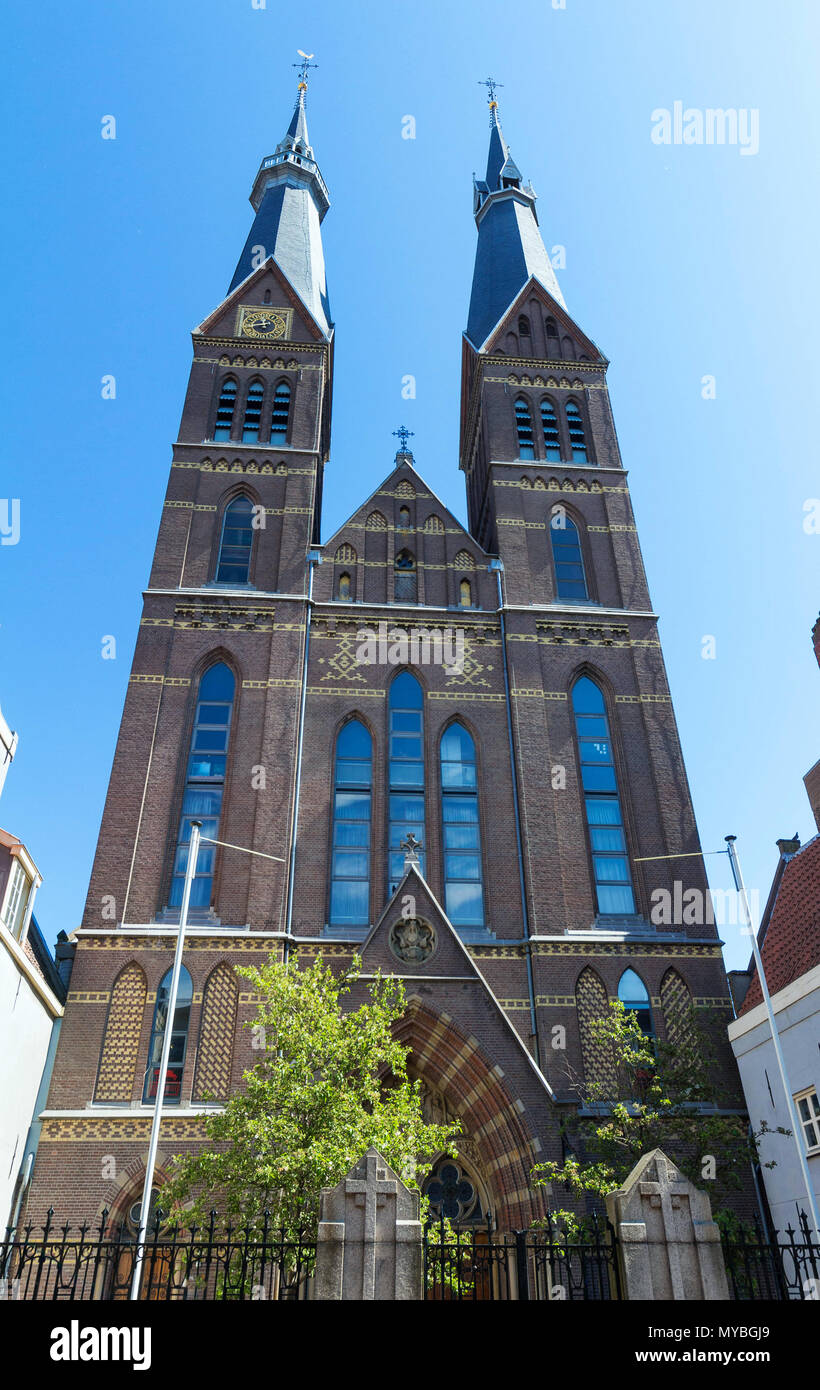 Chiesa Posthoornkerk da P.J.H. Cuypers costruito nel 1863, Amsterdam, Paesi Bassi. Foto Stock