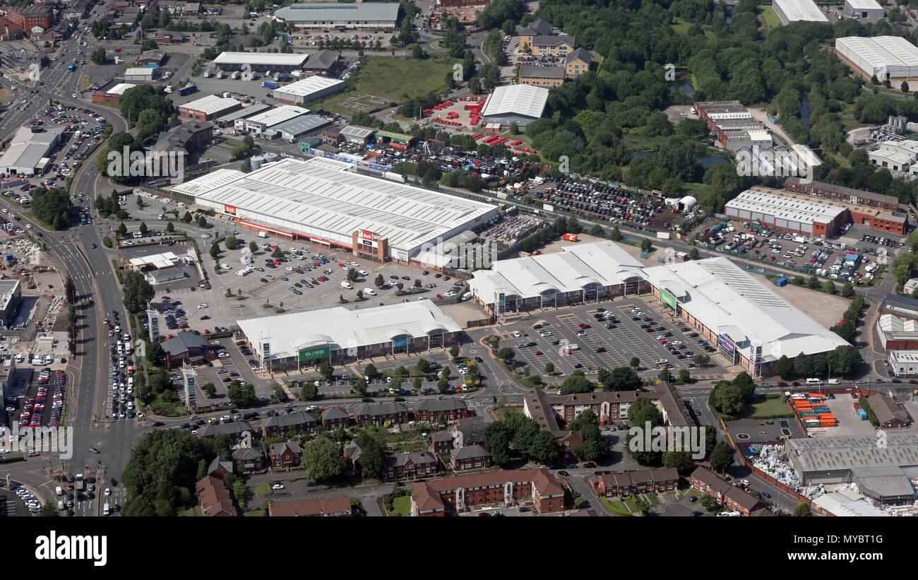 Vista aerea di Bolton Gate Retail Park Foto Stock Vista aerea di Bolton Gate Retail Park Foto Stock