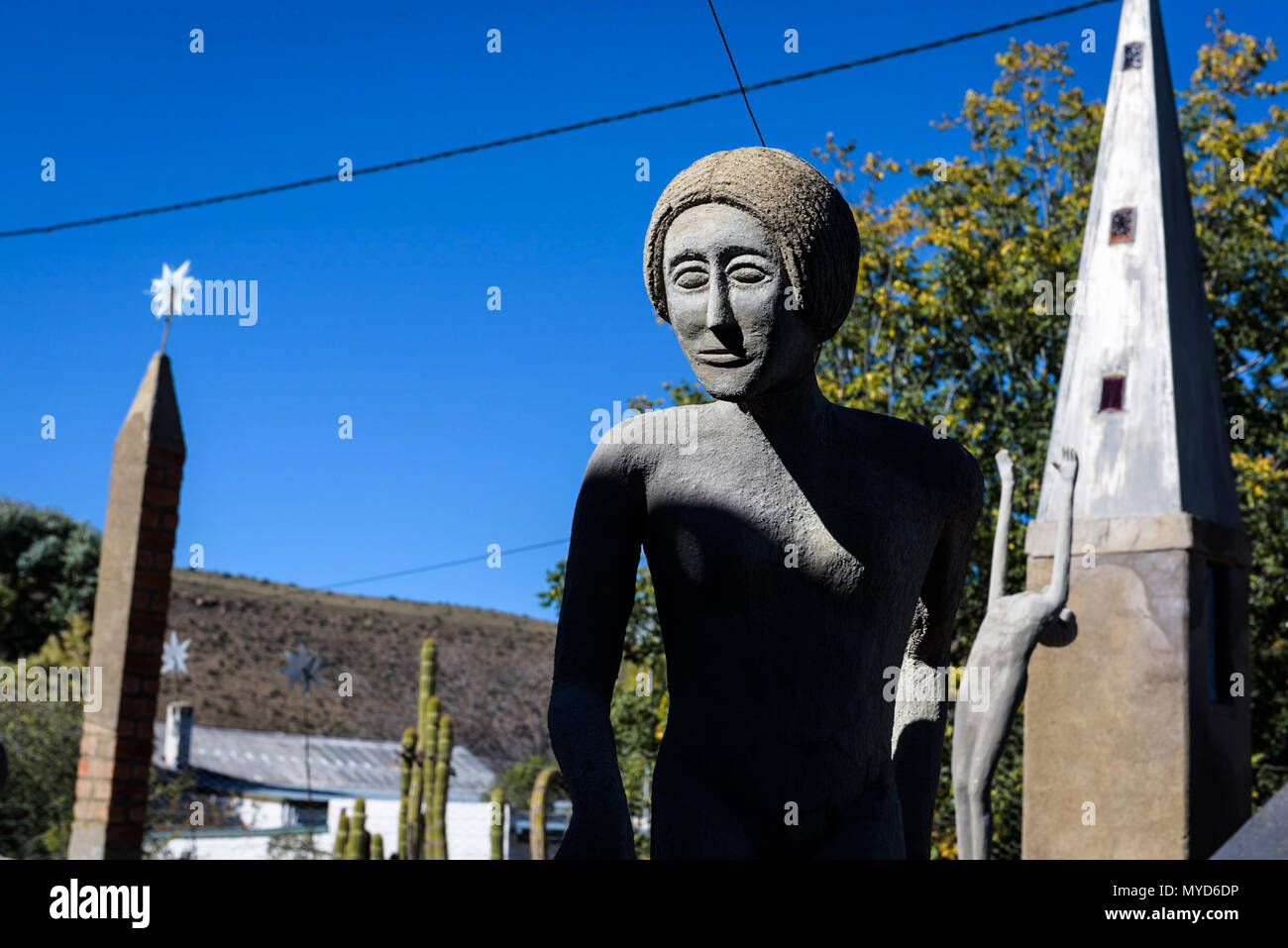 La Casa del gufo nel South African karoo villaggio di Nieu Bethesda visualizza le opere della solitaria Helen Martins che ha commesso suicidio in 1976 Foto Stock
