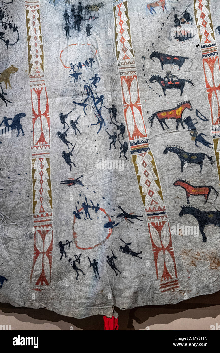 Conteggio invernale Robe al Tsuu T'ina Museo di cultura, Calgary Alberta Foto Stock