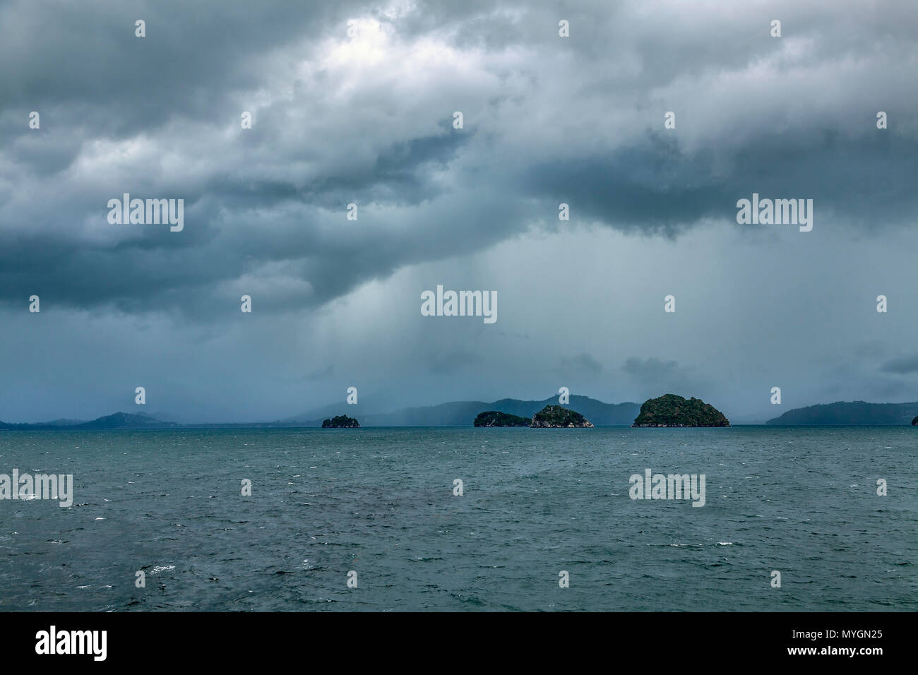 La stagione delle piogge su Koh Samui in Thailandia Foto Stock