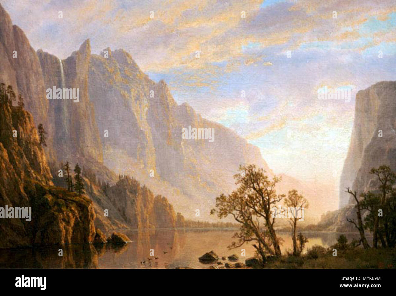 . Montagna e Scena di fiume . Inglese: Mountain e la Scena di fiume (olio), 1864, da Albert Bierstadt . 12 agosto 2013, 08:09:21 372 della montagna e del fiume olio di scena 1864 Albert Bierstadt Foto Stock