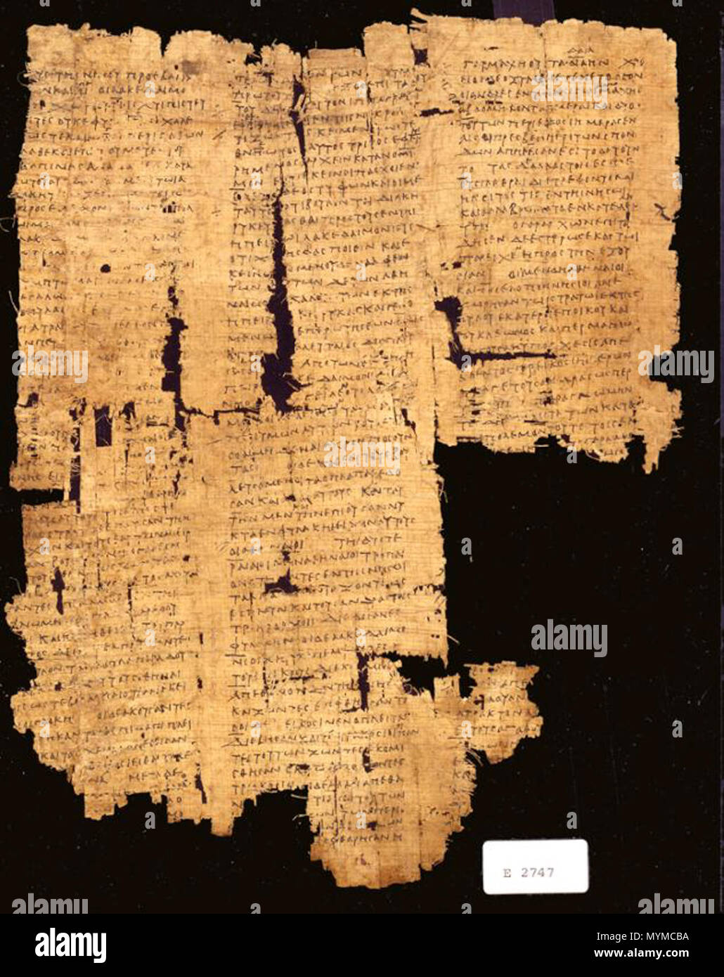 . Inglese: il papiro Oxyrhynchus 16 (o P. Oxy. 16, P. Oxy. Ho 16, P. Oxy. 1 16) University of Pennsylvania Museum, E2747 Frammento del quarto libro della storia della guerra del Peloponneso da Tucidide (capitoli 36-41) . 1 ° secolo. Sconosciuto 408 Papiro Oxhyrhynchus 16 - Tucidide - Penn Museum E2747 Foto Stock