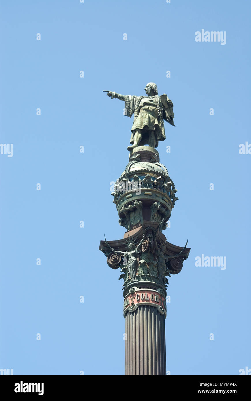 Tipica statua di Colombo presso il porto di Barcellona Foto Stock