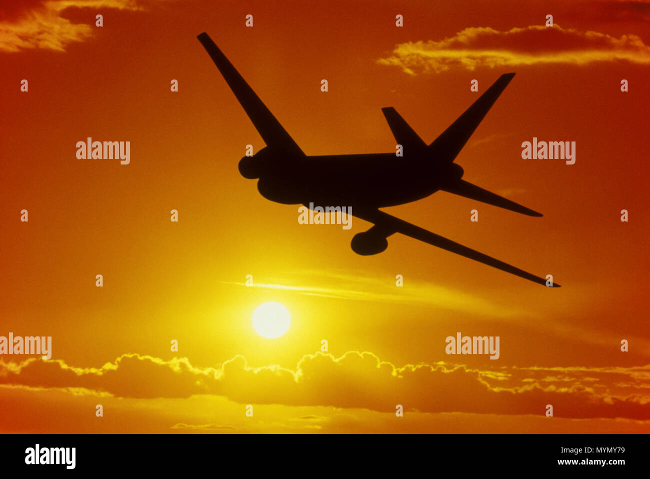 1992 Silhouette storico di volo aereo commerciale Foto Stock