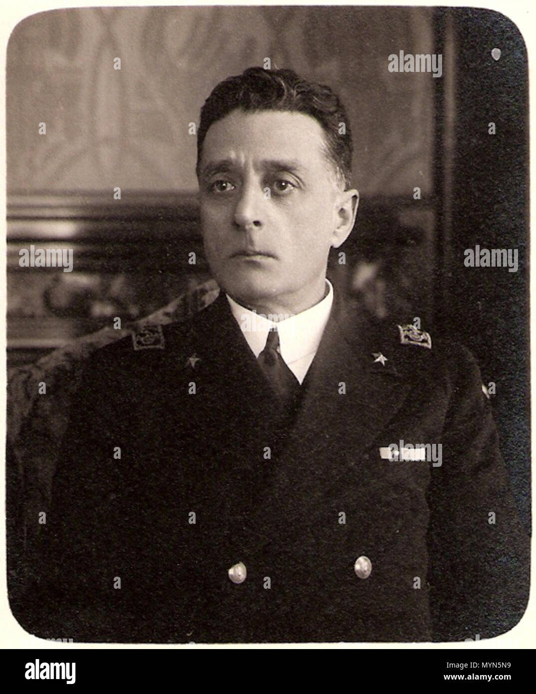 . Inglese: Ammiraglio italiano Ernesto Burzagli (1873-1944). La foto originale, scandita da Emiliano Burzagli, appartiene all'archivio privato della famiglia Burzaghi, Italia. Inglese: L'ammiraglio Ernesto Burzagli (1873-1944). L'immagine originale, scansita da Emiliano Burzagli, fa parte dell'Archivio privato della famiglia Burzagli. . 1920s. Questo file è privo di informazioni sull'autore. 167 Ernesto burzagli 1 Foto Stock
