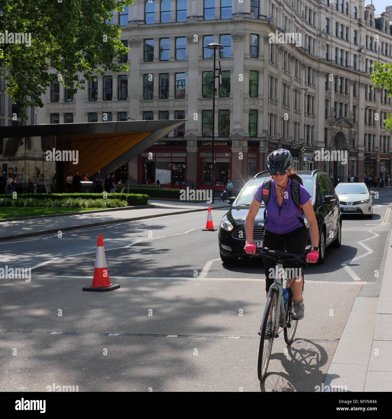Escursioni in bicicletta nella City di Londra, London, England, Regno Unito Foto Stock