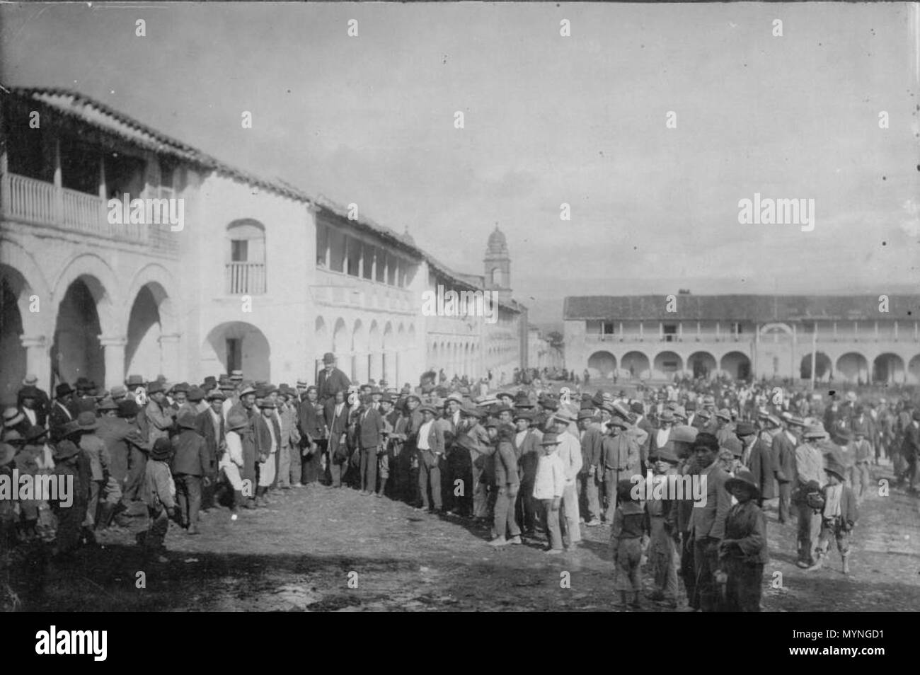 . Inglese: Portale Unione Ayacucho . Il 24 febbraio 2015. Varia 431 Portal Unione Ayacucho Foto Stock