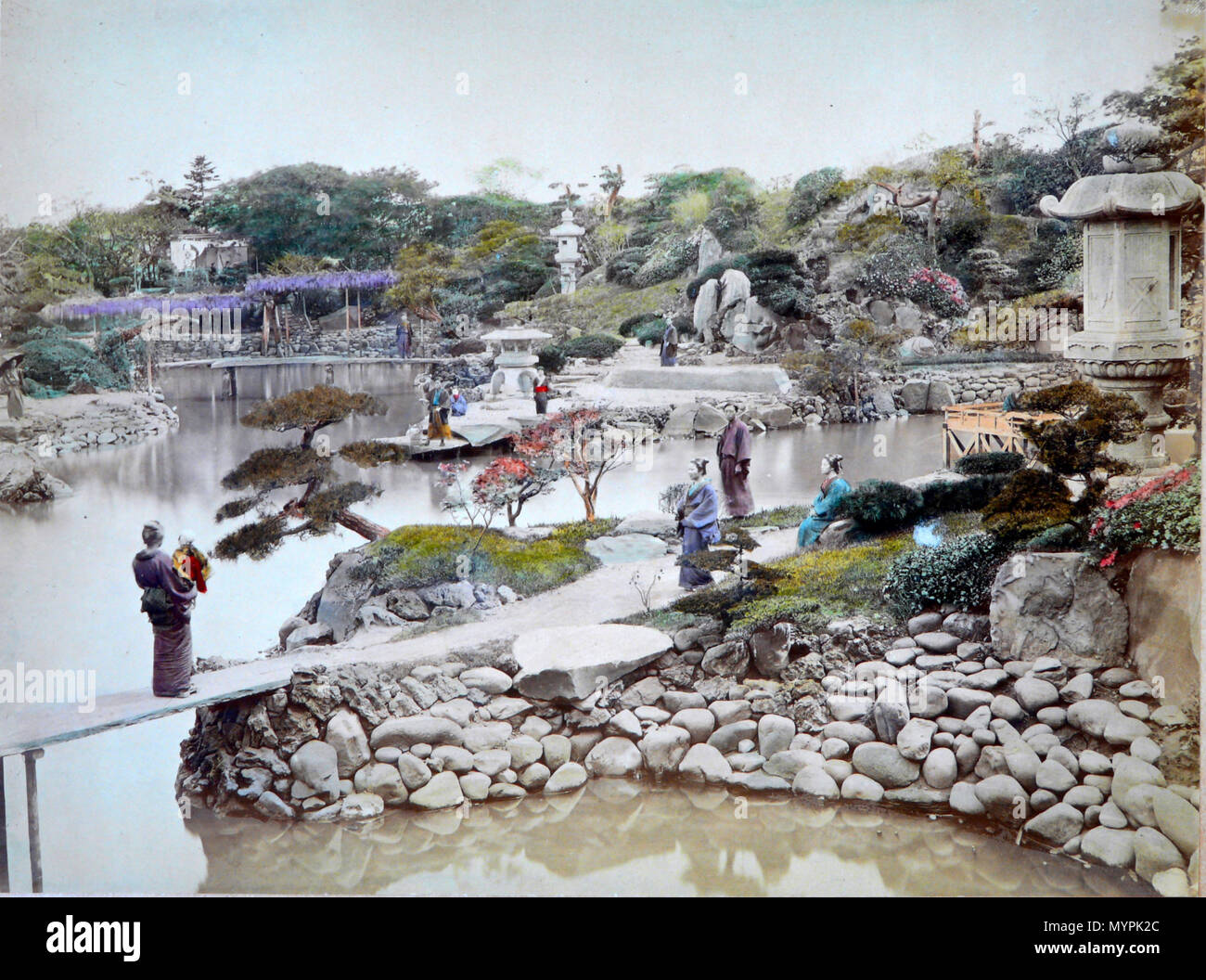 . Français : Photographies peintes du Japon datant d'avant 1886, d'aprés une nota marqué sur le livret contenant les photos. Auteur présumé des photos originales: Adolfo Farsari. Inglese: fotografia dipinta dal Giappone, risalenti a prima del 1886, secondo una nota scritta sull'album contenente le fotografie. Presunto autore della foto originale: Adolfo Farsari. prima del 1886. Adolfo Farsari (1841 - 1898) fotografie HDR da Esby (PARLA) 269 Japon-1886-45 Foto Stock