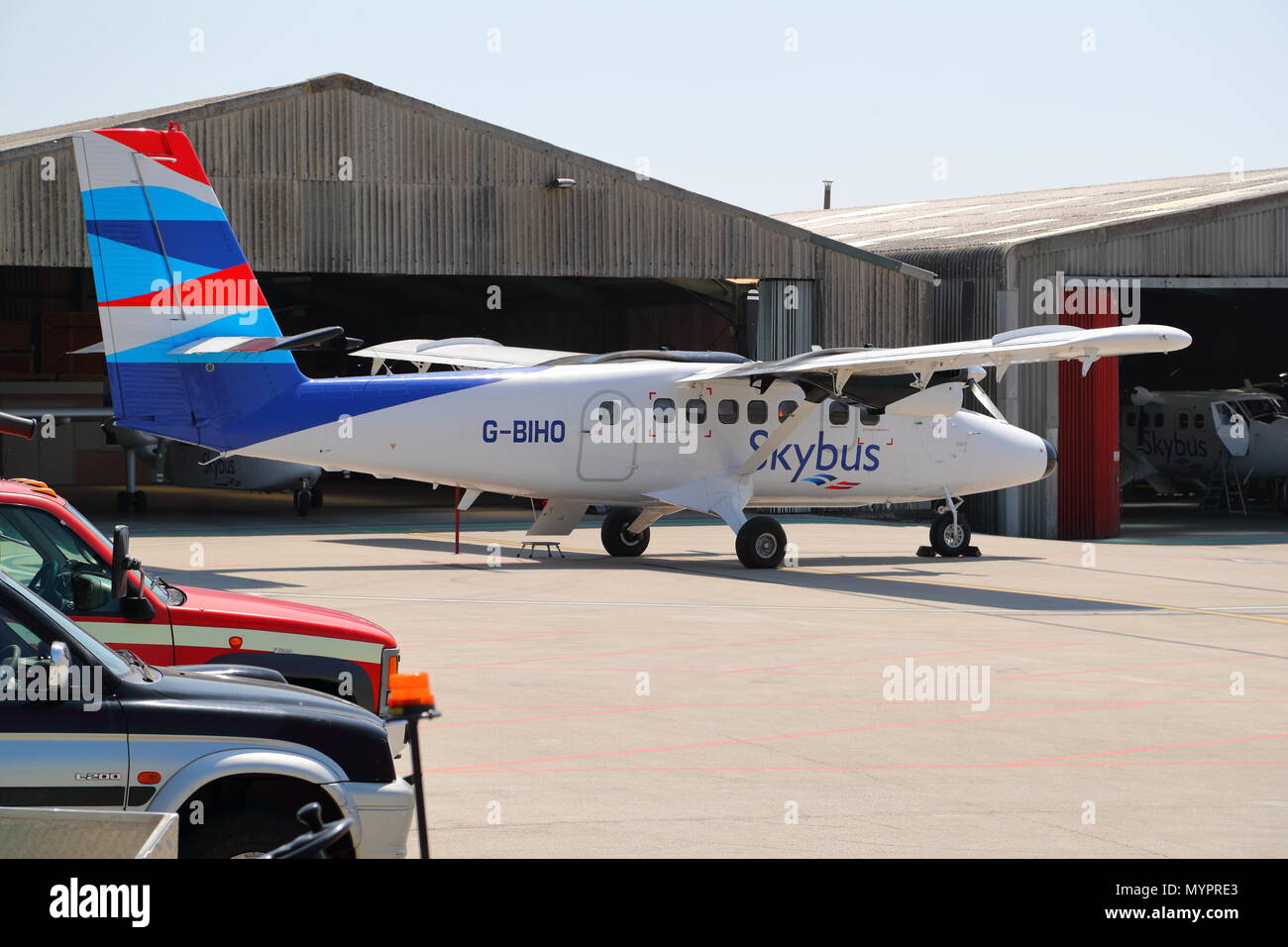 Un Skybus Britten-Norman BN-2B G-BIHO a Lands End aeroporto, Cornwall, Regno Unito Foto Stock