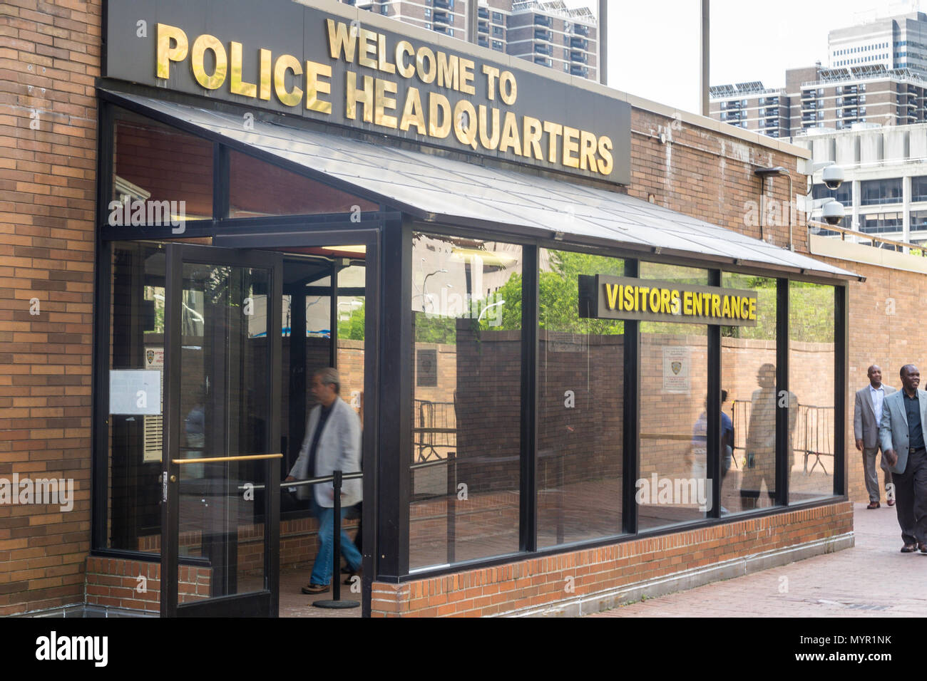 New York City Quartier generale di polizia, Entrata Visitatori, uno di polizia Plaza, NYC Foto Stock