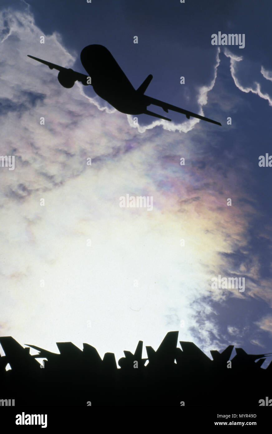 1992 Silhouette storico di volo aereo commerciale Foto Stock