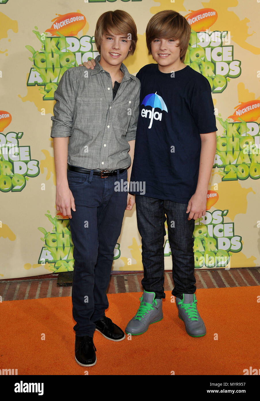 Cole e Dylan Sprouse - NickelOdeon 22 Kids Choice Awards a del UCLA Pauley Pavilion a Westwood, Los Angeles.11_SprouseBrothers_Cole & Dylan_11 evento nella vita di Hollywood - California, tappeto rosso Evento, STATI UNITI D'AMERICA, industria cinematografica, celebrità, fotografia, Bestof, arte cultura e intrattenimento, celebrità moda, migliori della vita di Hollywood, evento nella vita di Hollywood - California, moquette rossa e dietro le quinte, musica celebrità, Topix, coppia, famiglia ( marito e moglie ) e i bambini- figli, fratelli e sorelle inchiesta tsuni@Gamma-USA.com, Credito Tsuni / USA, 2006-2009 Foto Stock