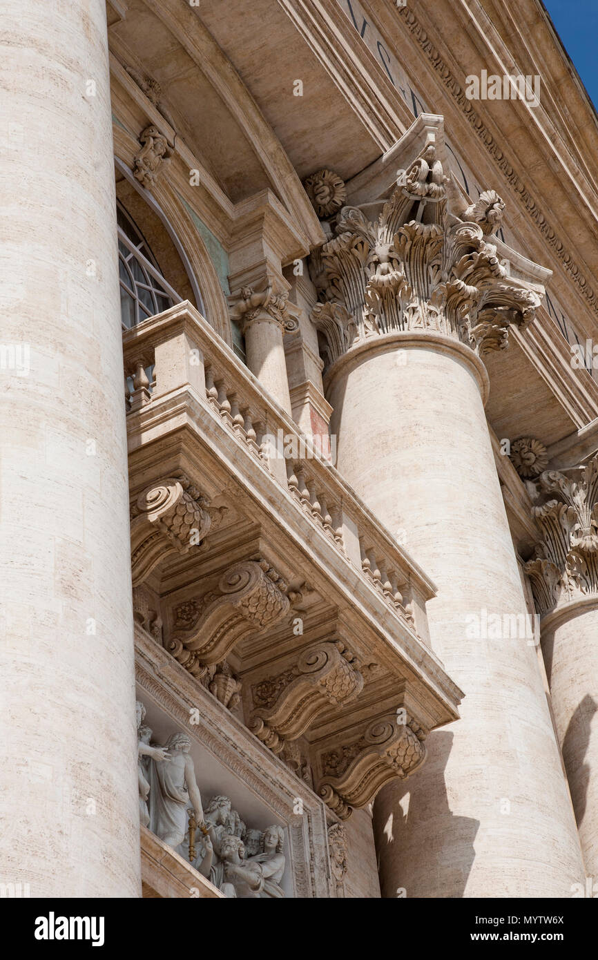 16 settembre 2014: Roma, Italia: il Vaticano balcone dove il papa saluta il suo popolo Foto Stock