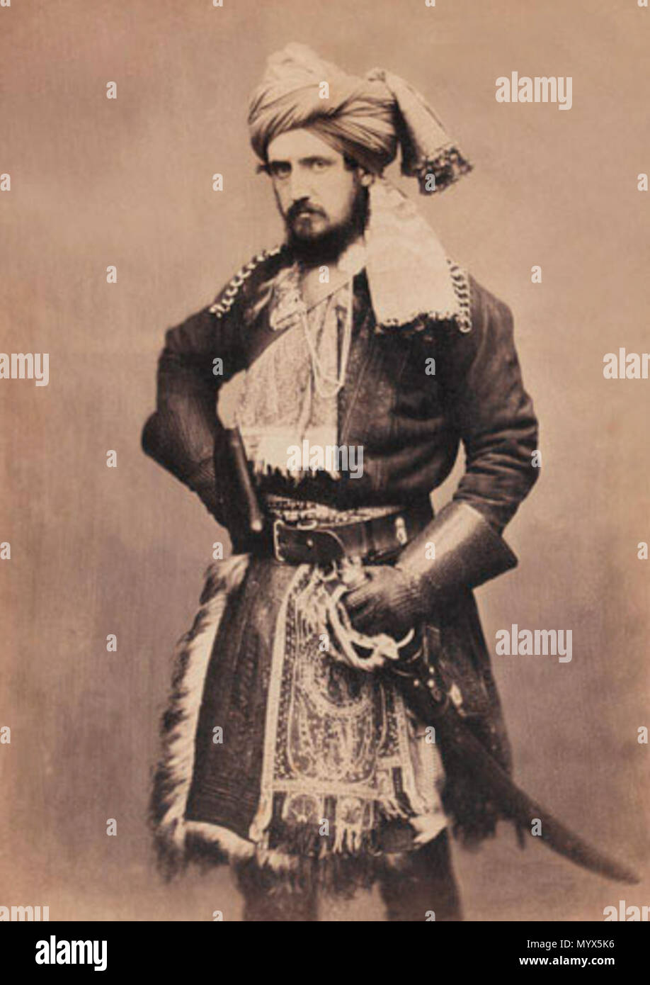 . Inglese: descrizione originale: Dighton Probyn, 2° Punjab Cavalleria, in abito indiano, 1857 (C). Fotografia, India, 1857 (C). Dighton MacNaghten Probyn (1833-1924) ha iniziato la sua carriera con il 2° Punjab cavalleria, che serve per cinque anni in operazioni sulla frontiera Trans-Indus prima il suo eccellente servizio in Indian Mutiny (1857-1859). Egli è stato menzionato in dispatches sette volte durante il Mutiny, poi aggiudicato la Victoria Cross "per la galanteria e audace in tutta questa campagna". Nel 1858, è stato nominato per il comando 1° Reggimento di Sikh Cavalleria irregolare. Questo divenne XI Cavalleria Bengala nel 1861. Foto Stock