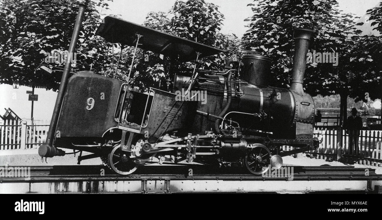 . Deutsch: Zahnradlocomotive (system Riggenbach) H n. 9 der Vitznauer Rigibahn, gebaut 1873 inn der schweizerischen Locomotiv- und zů Machines-Fabrique Winterthur (Tess.-Nr. 3) nach dem Umbau von 1891, da der urſprüngliche Stehkeſſel Mit einem ligendem Keſſel erſetzt wude; 1929 dritter Keſſel, 1937 außer Dienſt geſtellt und anſchließend abgebrochen. . Tra il 1890 e il 1938. 1 sconosciuto 9HRBi Foto Stock