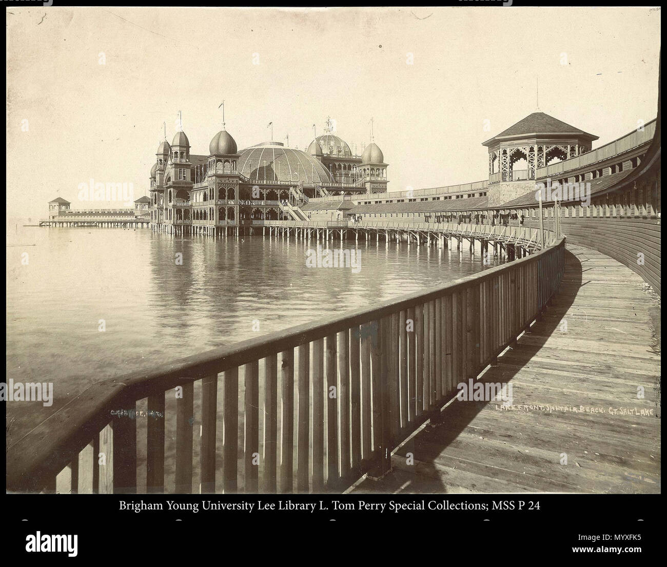 Chiamare il numero #: mss P24 scatola 7 cartella 12 . MSS 672 P 24 B7 F12. tra circa 1890 e circa 1900 13 fronte lago, Saltair Beach Gt. Salt Lake, C.R. Savage, foto. Foto Stock Chiamare il numero #: mss P24 scatola 7 cartella 12 . MSS 672 P 24 B7 F12. tra circa 1890 e circa 1900 13 fronte lago, Saltair Beach Gt. Salt Lake, C.R. Savage, foto. Foto Stock