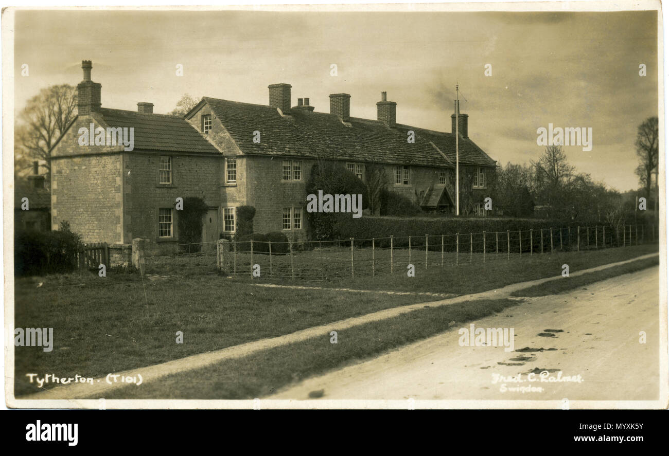 . 1930 cartolina di Tytherton, Wiltshire, Inghilterra. Il fotografo è stato Fred C. Palmer di Torre Studio, Herne Bay, Kent ca.1905-1920, e di 6 Cromwell Street, Swindon ca.1920-1936. Egli si ritiene siano morti 1936-1939. Punti di interesse di questo potrebbe essere Tytherton Lucas, nella parrocchia di Oriente Tytherton vicino a Chippenham, Wiltshire. La modifica di questa stampa ha oscurato con l'età, ma sarebbe inopportuno per regolare la luminosità perché dettaglio in più chiare o più scure aree sarebbe persa. È suggerito che le modifiche di questa immagine da caricare come file separati. Confine il confine rimanenti di questa immagine mi Foto Stock