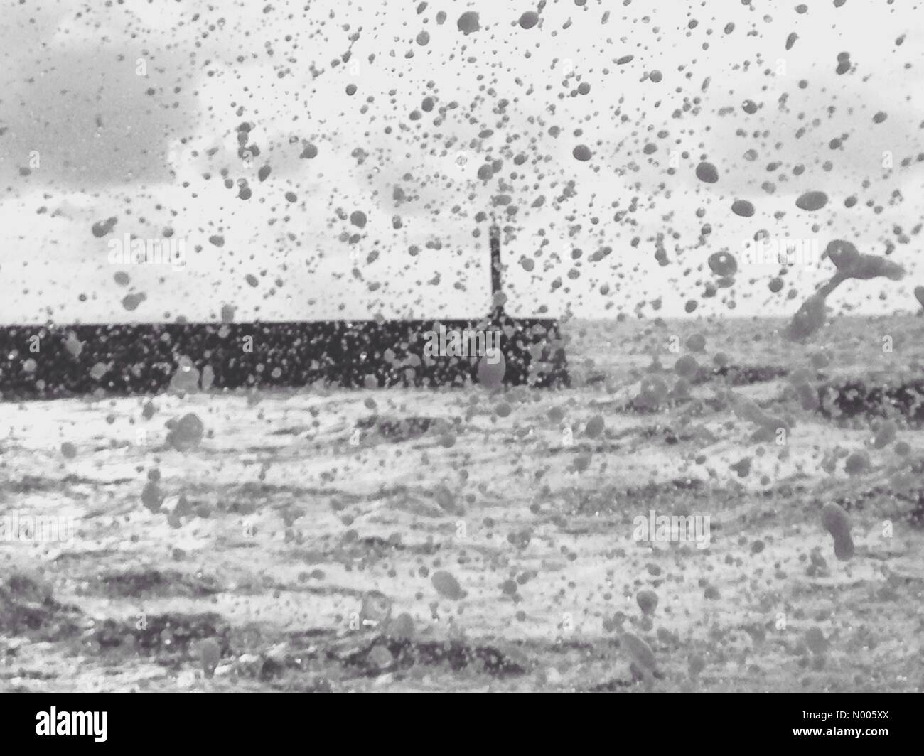 Aberystwyth, Wales, Regno Unito. 03Feb, 2016. Regno Unito Meteo: un mare agitato a Aberystwyth, Wales, Regno Unito. Credito: Supated / StockimoNews/Alamy Live News Foto Stock