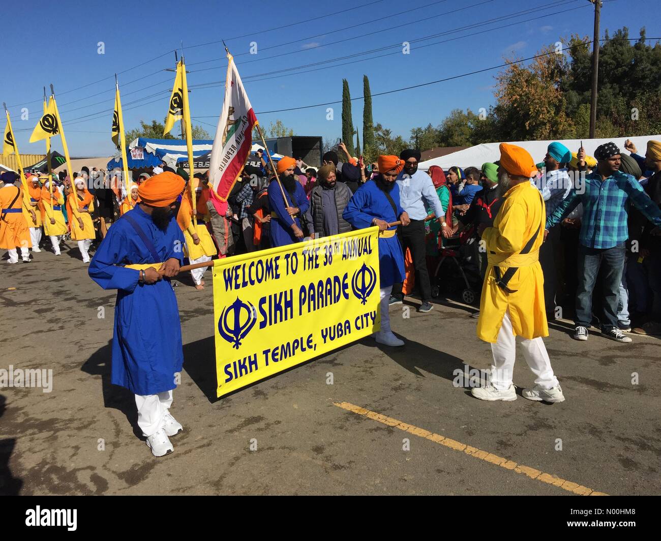 Yuba city, california, Stati Uniti d'America. 05 nov, 2017. 31 annuale parata sikh (nagar kirtan) in yuba City, California. Novembre 5th, 2017. Una celebrazione della cultura sikh in una regione del nord della California City con una grande popolazione sikh per oltre un secolo. Credito: kanwarjit singh boparai/stockimonews/alamy live news Foto Stock