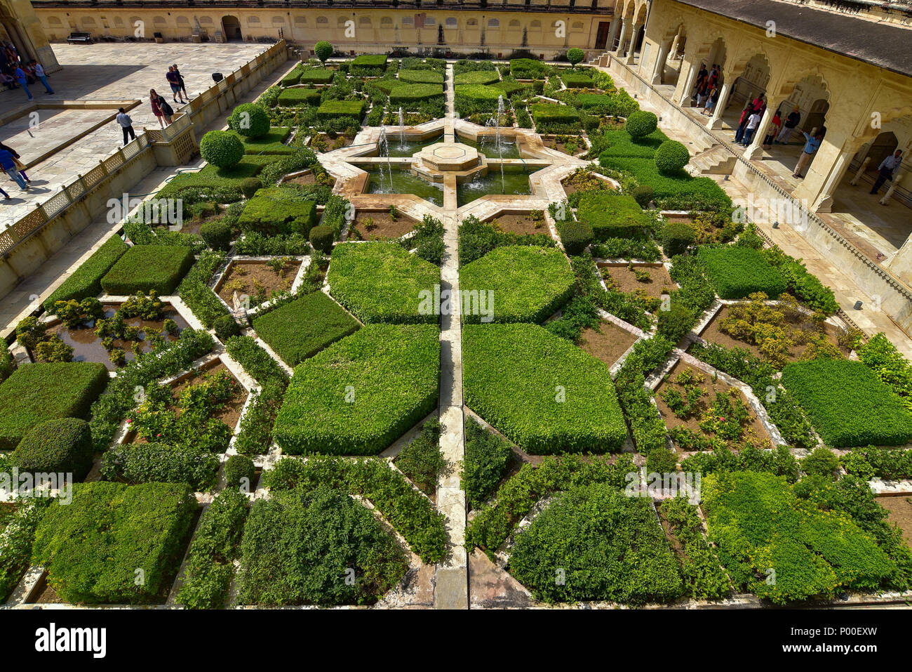 Giardino di Amer Fort, a Jaipur, India Foto Stock