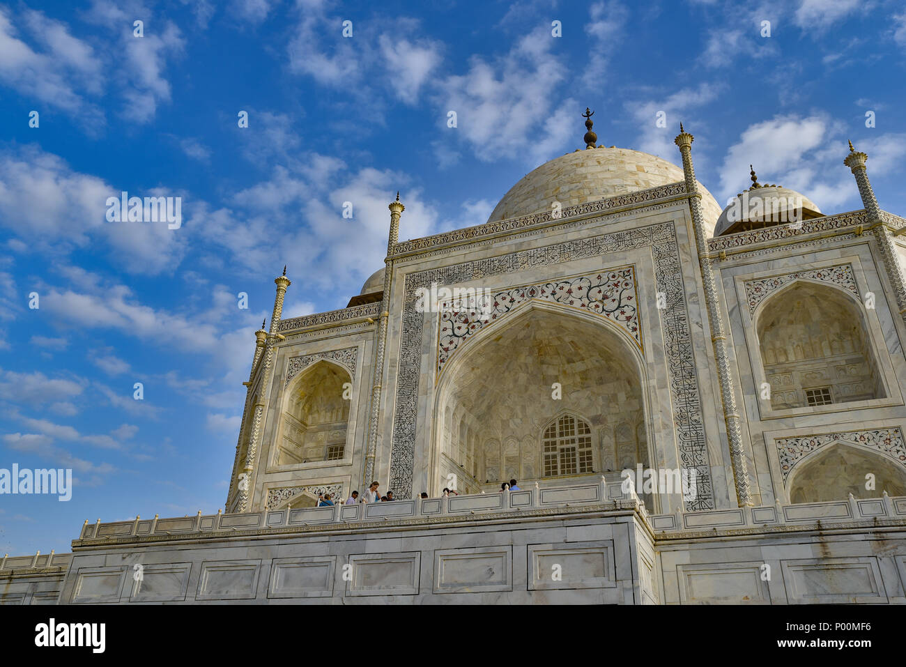 Taj Mahal, un mausoleo di marmo ad Agra, India Foto Stock