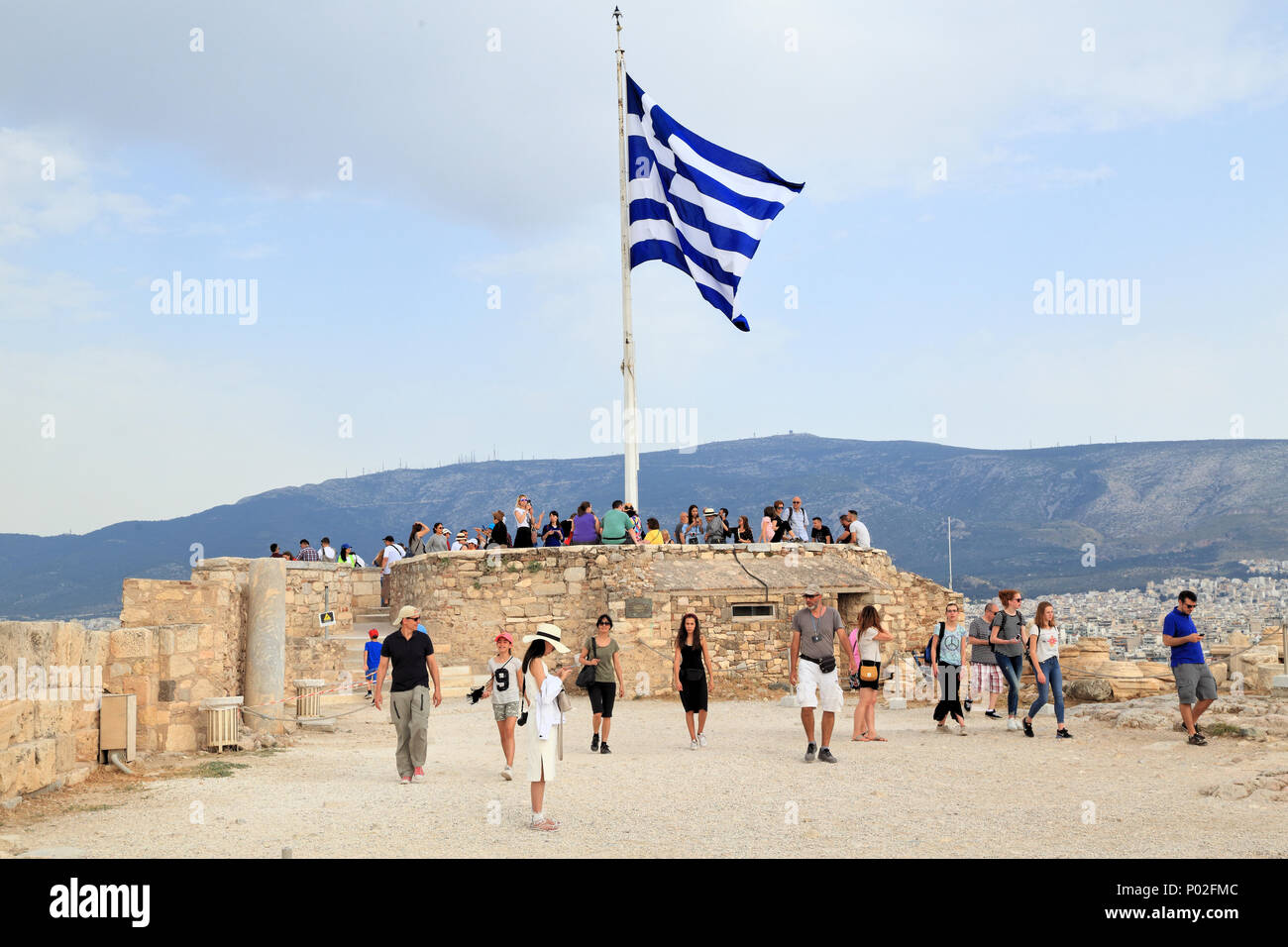 Bandiera della Grecia all'Acropoli Foto Stock