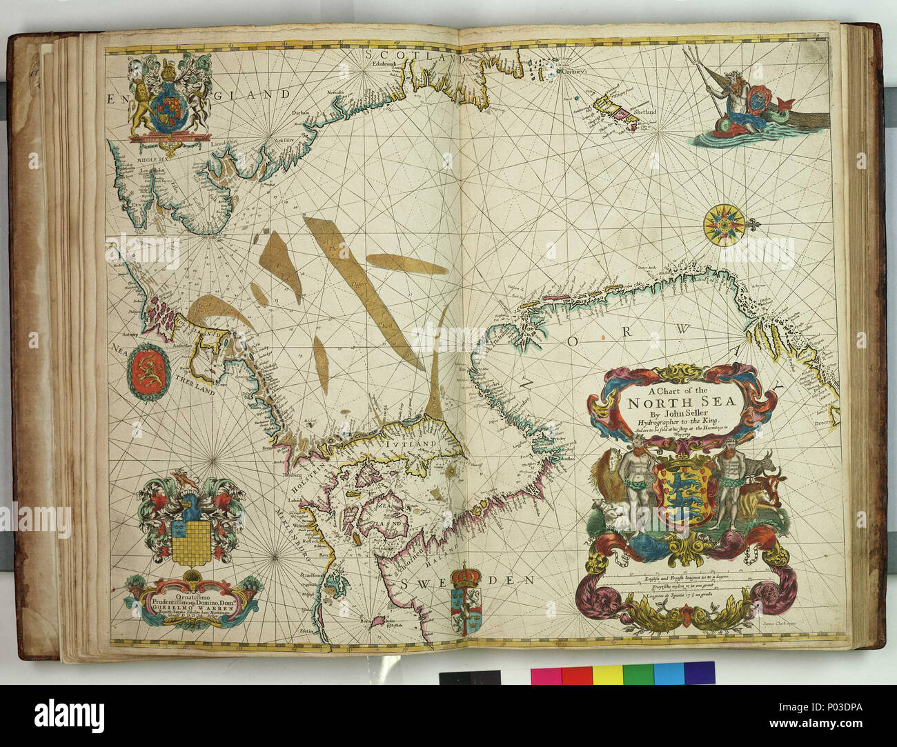 . Inglese: un grafico del Nord SeaBound foglio. Mano col engr. Scala: [ca. 1:300 000 (bar)]. Nota cartografica: Nord a 90 gradi. Frontiere graduato per Latitude. Scale Bar in francese e in inglese campionati, campionati spagnolo e olandese miglia. Contenuto Nota: contiene una dedica a Sir William Warren, la pre-eminente fornitore di legname per la marina militare. Un grafico da 'Atlas Maritimus', o il mare Atlas; essendo un libro di grafici di marittimo. PBE6862, venditore Atlas Maritimus, nel mare del Nord . 1675. James Clark; John Darby; il Venditore, Giovanni 35 un grafico del Mare del Nord RMG F8057 Foto Stock