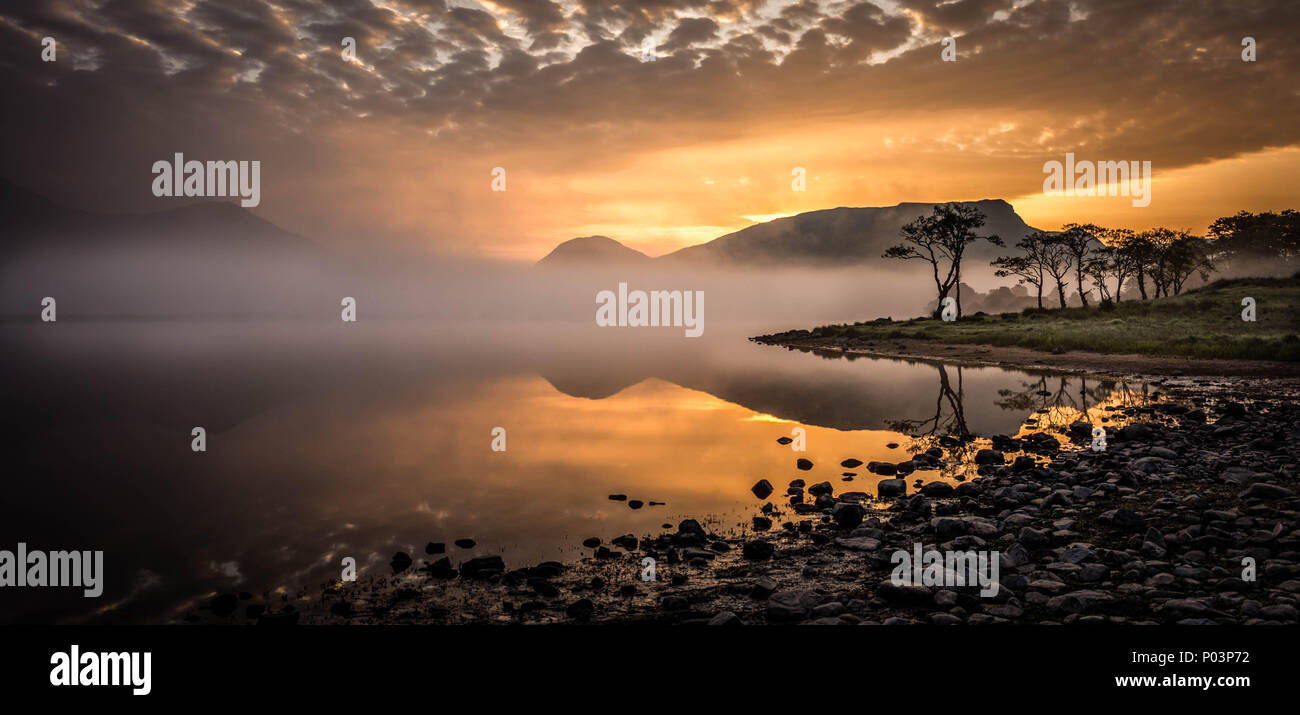 Loch Awe sunrise Foto Stock