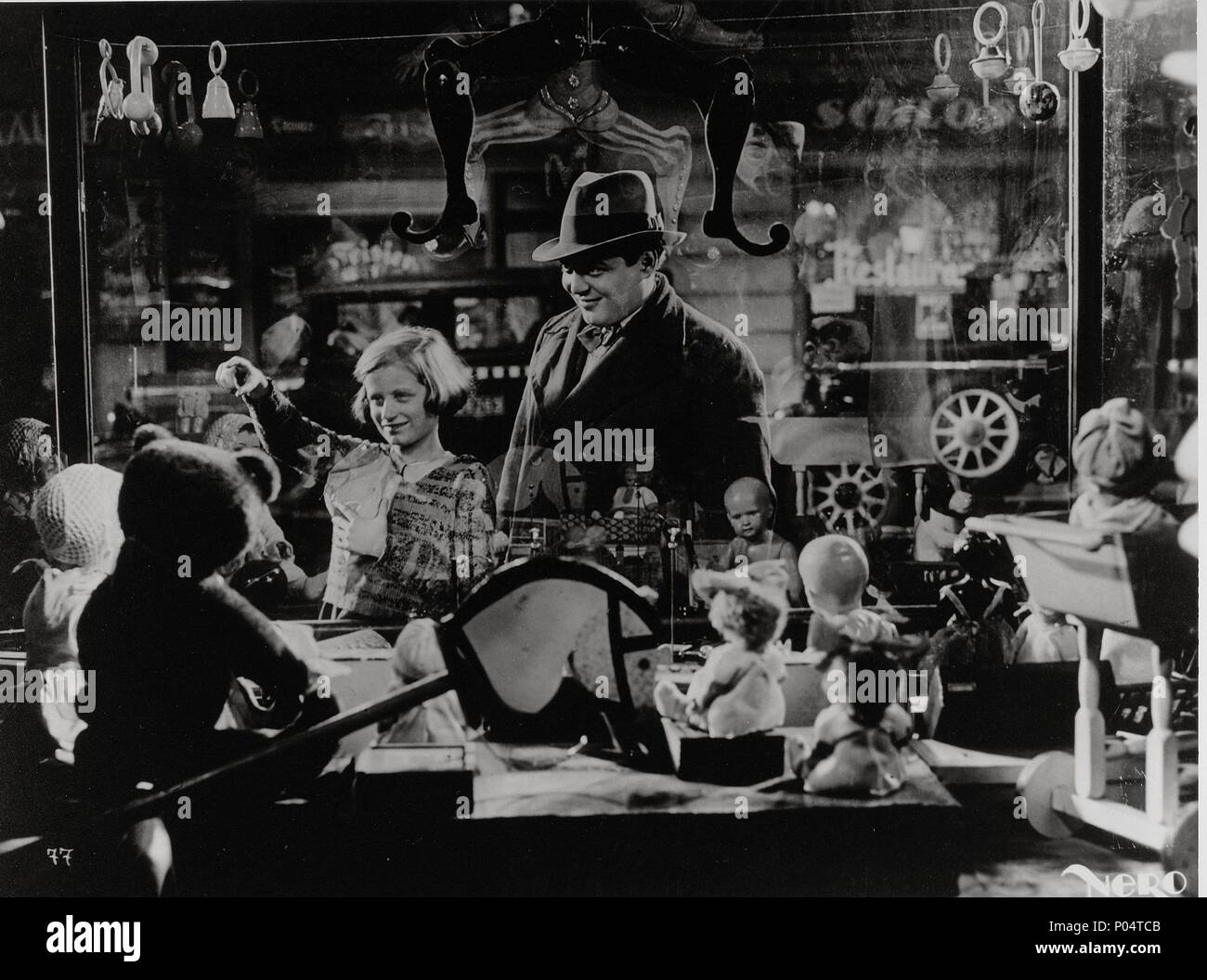 Pellicola originale titolo: M. titolo inglese: M. Regista: FRITZ LANG. Anno: 1931. Stelle: Peter Lorre. Credito: NERO-FILM AG, BERLIN / Album Foto Stock