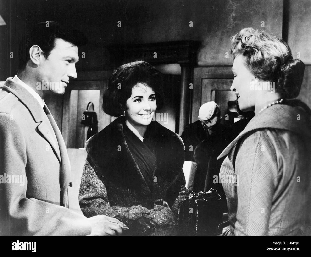 Pellicola originale titolo: BUTTERFIELD 8. Titolo inglese: BUTTERFIELD 8. Regista: Daniel Mann. Anno: 1960. Stelle: Elizabeth Taylor; LAURENCE HARVEY; DINA MERRILL. Credito: M.G.M / Album Foto Stock