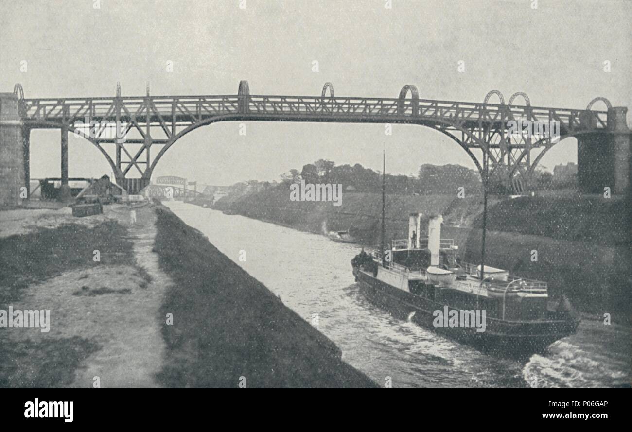 'Manchester Ship Canal', 1910. Artista: Valentine & Sons. Foto Stock