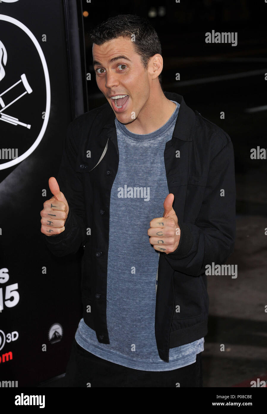 Steve-O - Jackass 3D Premiere al Chinese Theatre di Los Angeles.Steve-O 36 Red Carpet Event, verticale, STATI UNITI D'AMERICA, industria cinematografica, celebrità, fotografia, Bestof, arte cultura e intrattenimento, Topix celebrità moda / Verticale, meglio di, evento nella vita di Hollywood - California, moquette rossa e dietro le quinte, USA, industria cinematografica, celebrità, movie celebrità, personaggi televisivi, musica celebrità, fotografia, Bestof, arte cultura e intrattenimento, Topix, verticale, una persona, dall'anno , 2010, inchiesta tsuni@Gamma-USA.com - Tre quarti Foto Stock