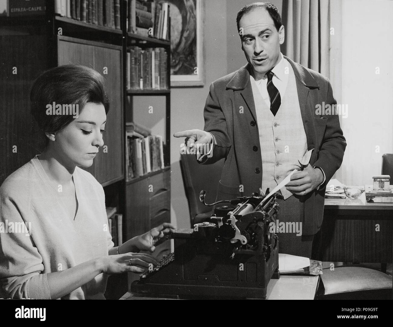 Pellicola originale titolo: CONFIDENCIAS DE MARIDO DELLE NAZIONI UNITE. Titolo inglese: CONFIDENCIAS DE MARIDO DELLE NAZIONI UNITE. Regista: Francisco prosperare. Anno: 1963. Stelle: JOSE LUIS Lopez Vazquez. Foto Stock