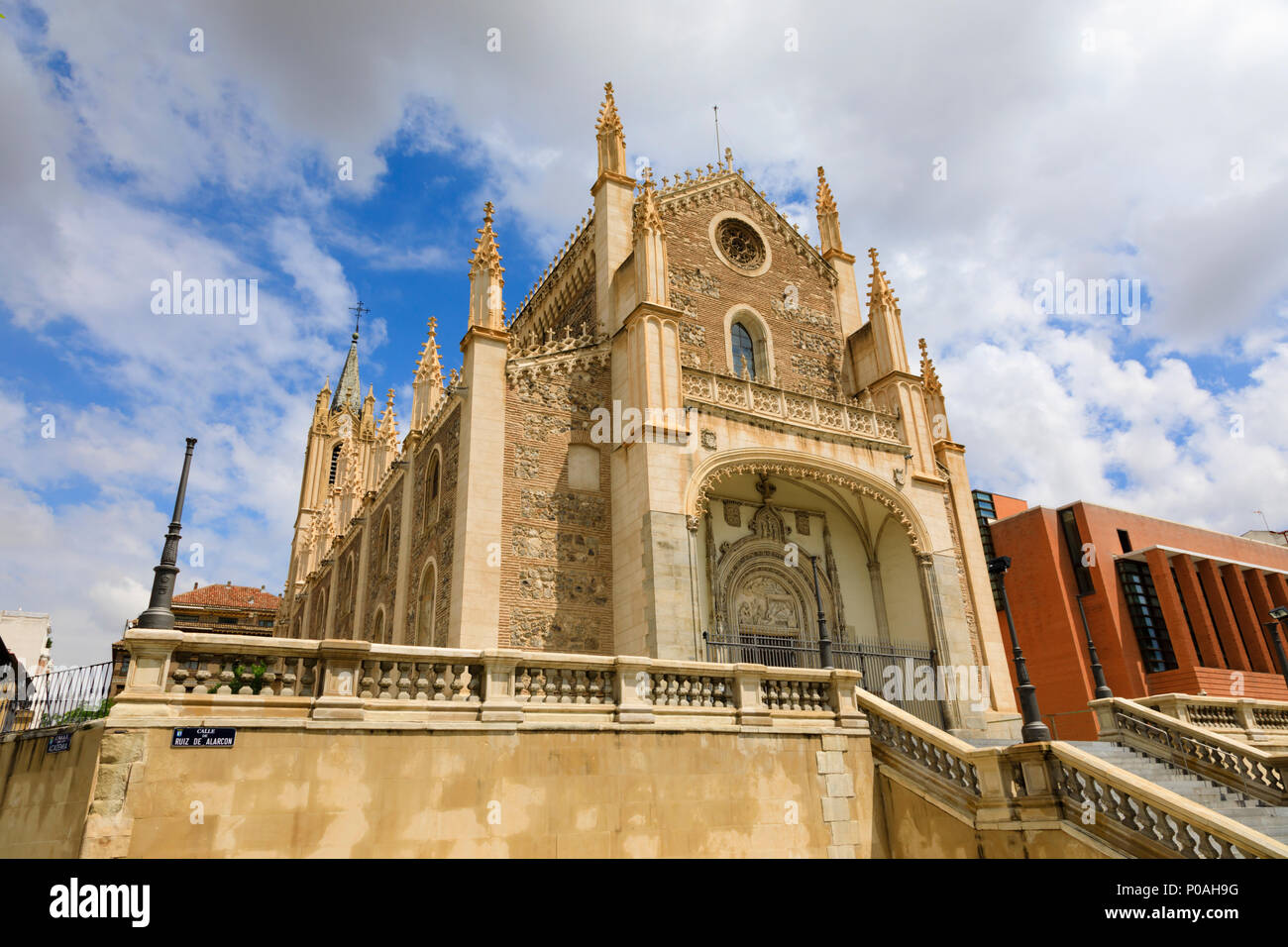 Chiesa cattolica romana di San Jeronimo el Real, San Girolamo il Royal, Calle Moreto, Madrid, Spagna. Maggio 2018 Foto Stock