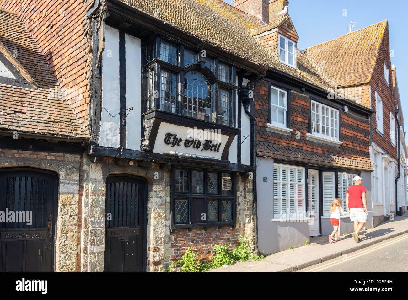 Xv secolo la vecchia campana Pub, la menta, segale, East Sussex, England, Regno Unito Foto Stock