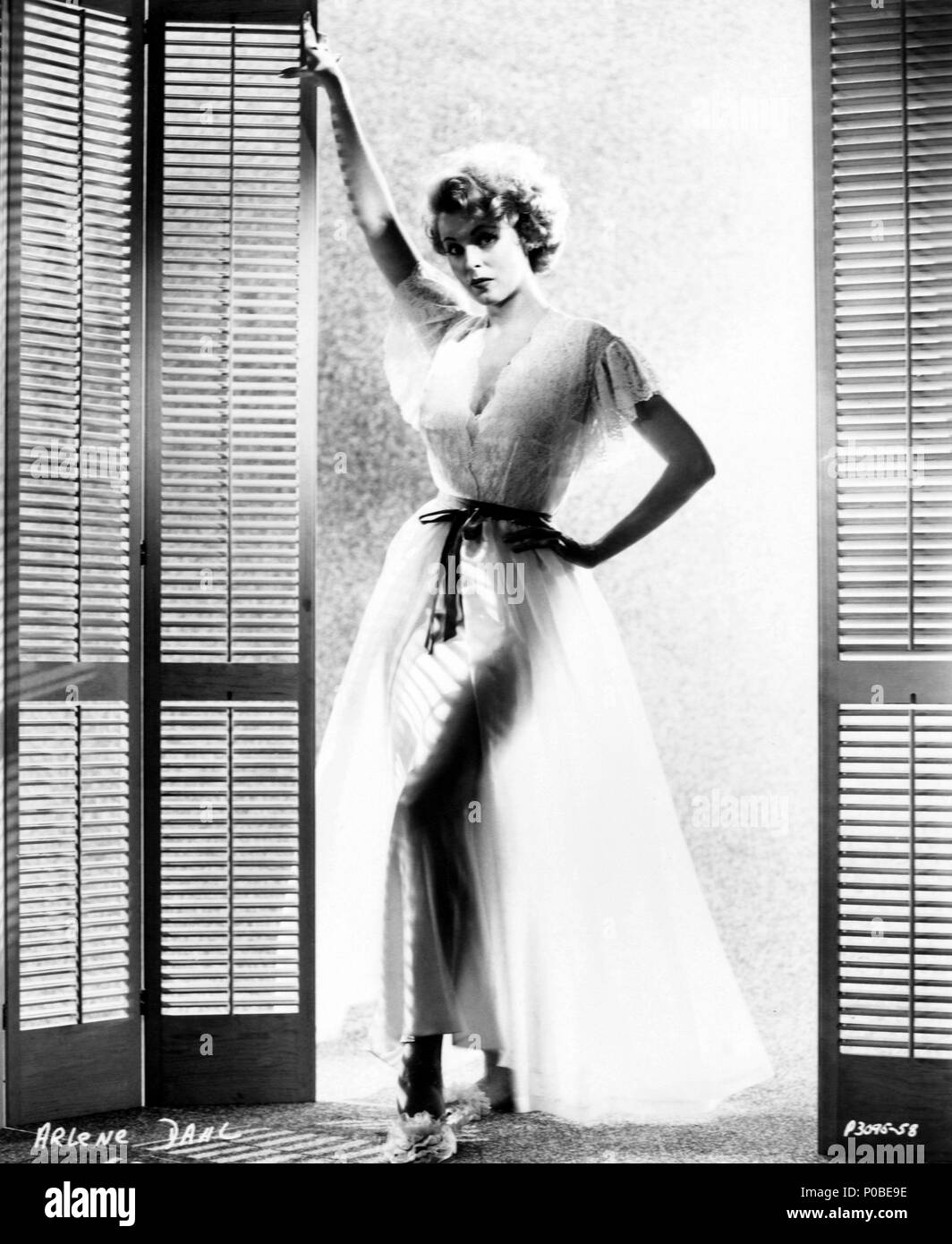 Anno: 1952. Stelle: ARLENE DAHL. Foto Stock